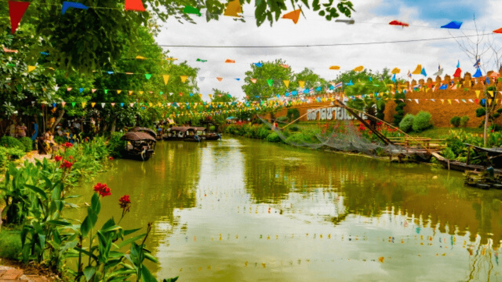 AyutthayaFloating